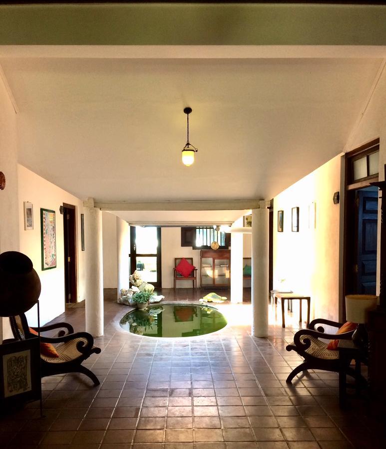 فندق مبيت وإفطار Curry Bowl Restaurant & Turtles Rest 2*