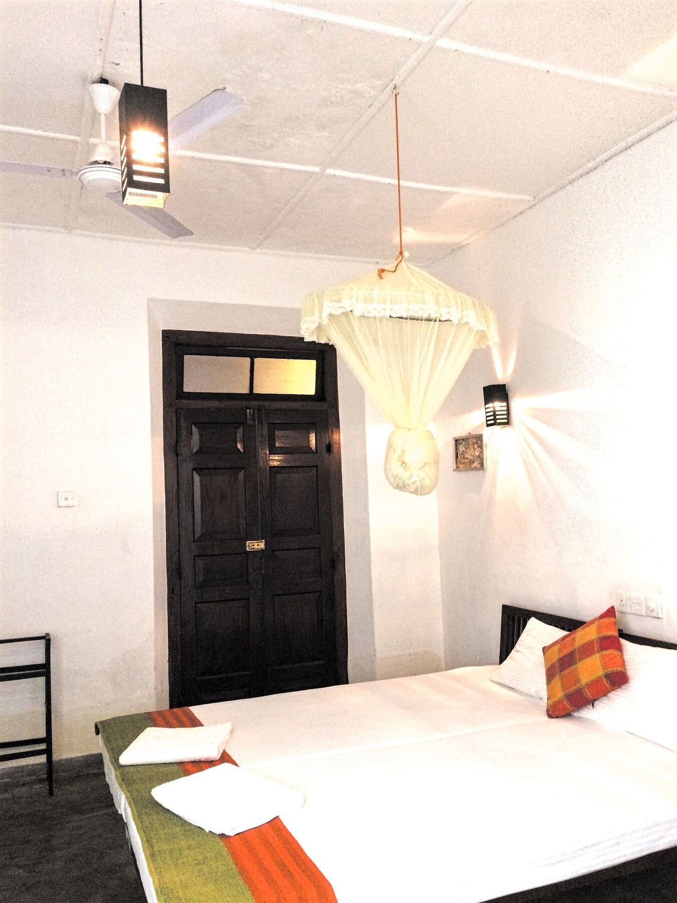 Curry Bowl Restaurant & Turtles Rest فندق مبيت وإفطار هيكادوفا